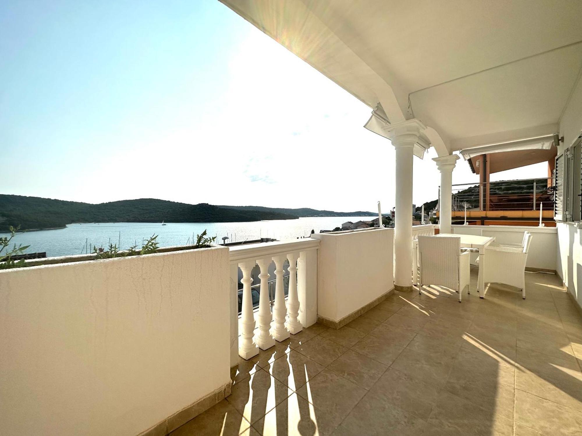 Villa Perla ティスノ エクステリア 写真